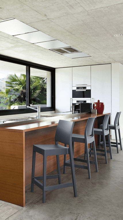 Maya Barstool (650H)